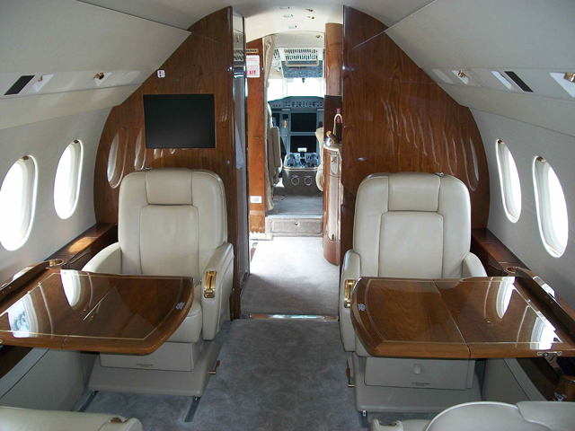 FALCON 2000LX