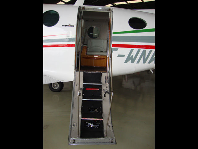 King Air C90A