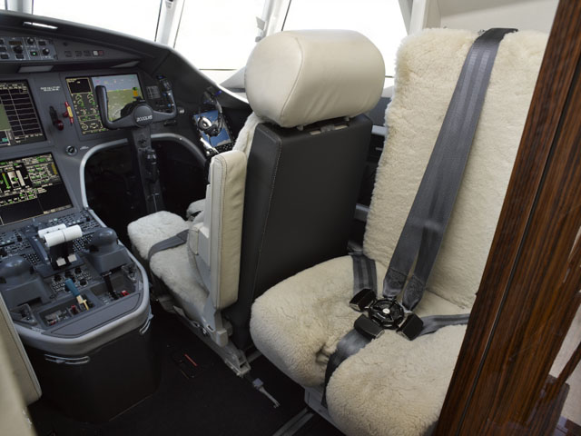 Falcon 2000LXS