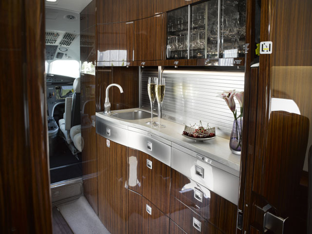 Falcon 2000LXS