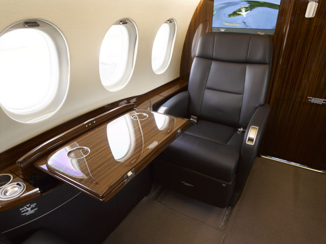 Falcon 2000LXS