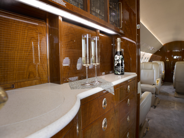 Falcon 2000LX