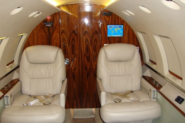 Hawker 800XP