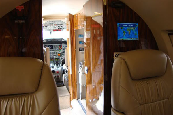 Hawker 800XP