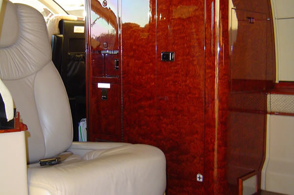 Hawker 400XP