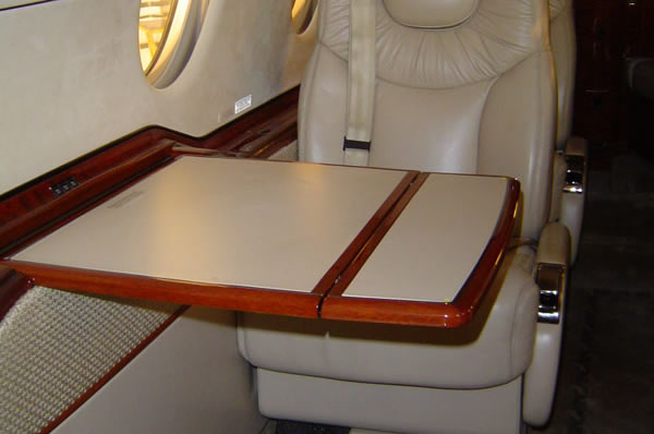 Hawker 400XP