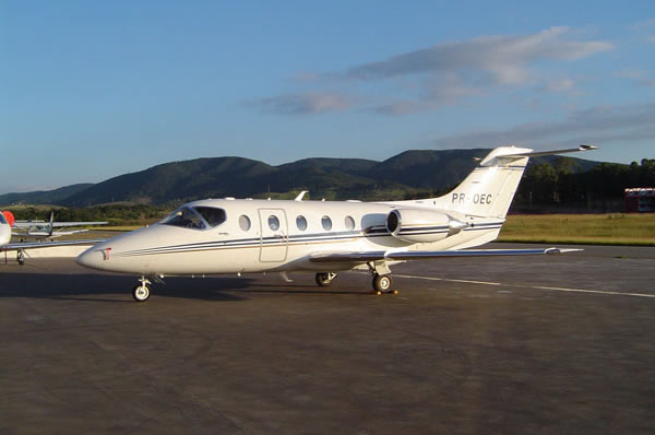 Hawker 400XP