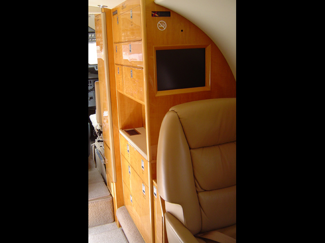 Hawker 800XP