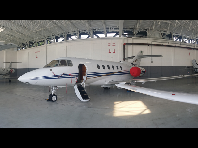 Hawker 800XP