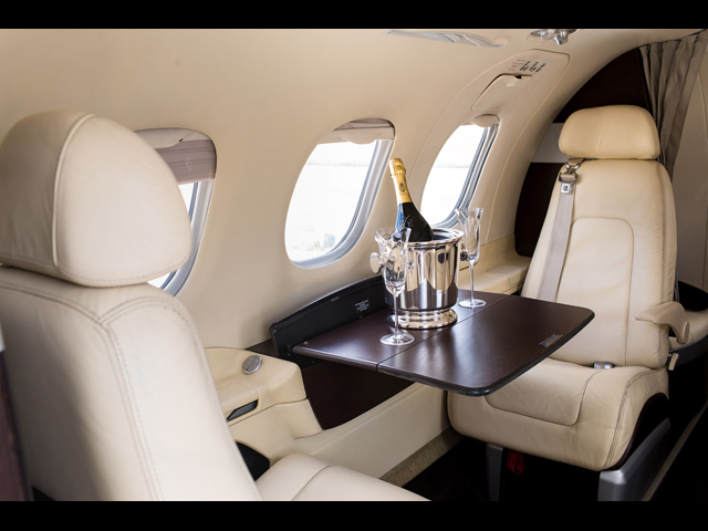 Phenom 100