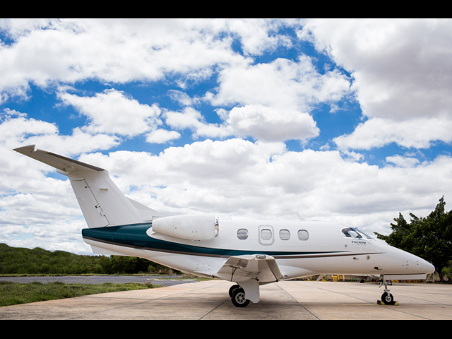 Phenom 100