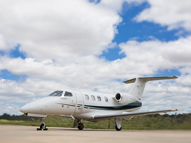 Phenom 100